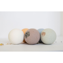 Load image into Gallery viewer, Luxury Handcrafted Bath Bombs