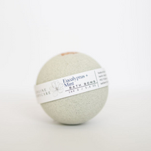 Load image into Gallery viewer, Luxury Handcrafted Bath Bombs